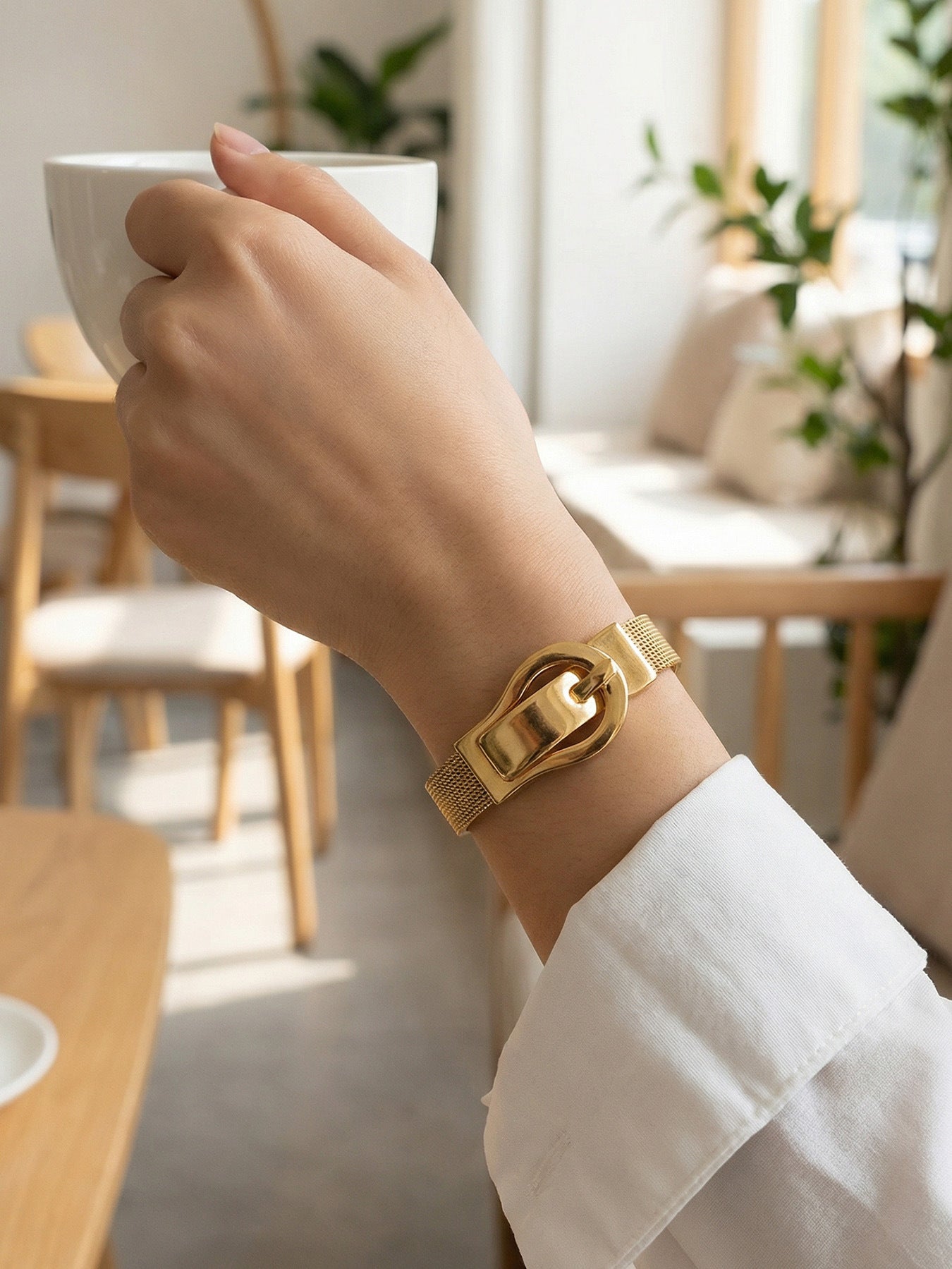 316L Stainless Steel 18K Gold Plated Elegant Magnetic Buckle Bracelet