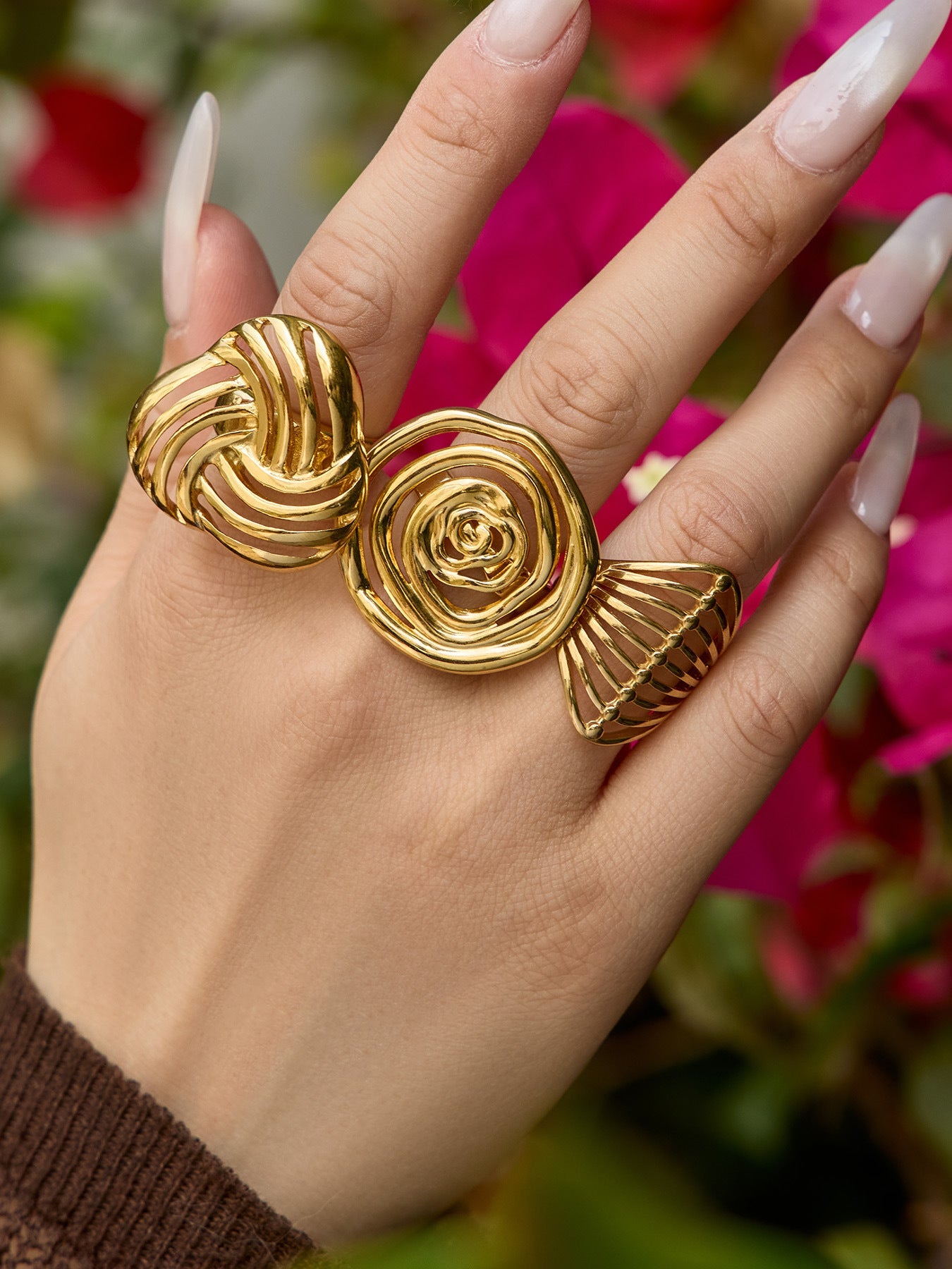 Geometric Hollow Open Ring