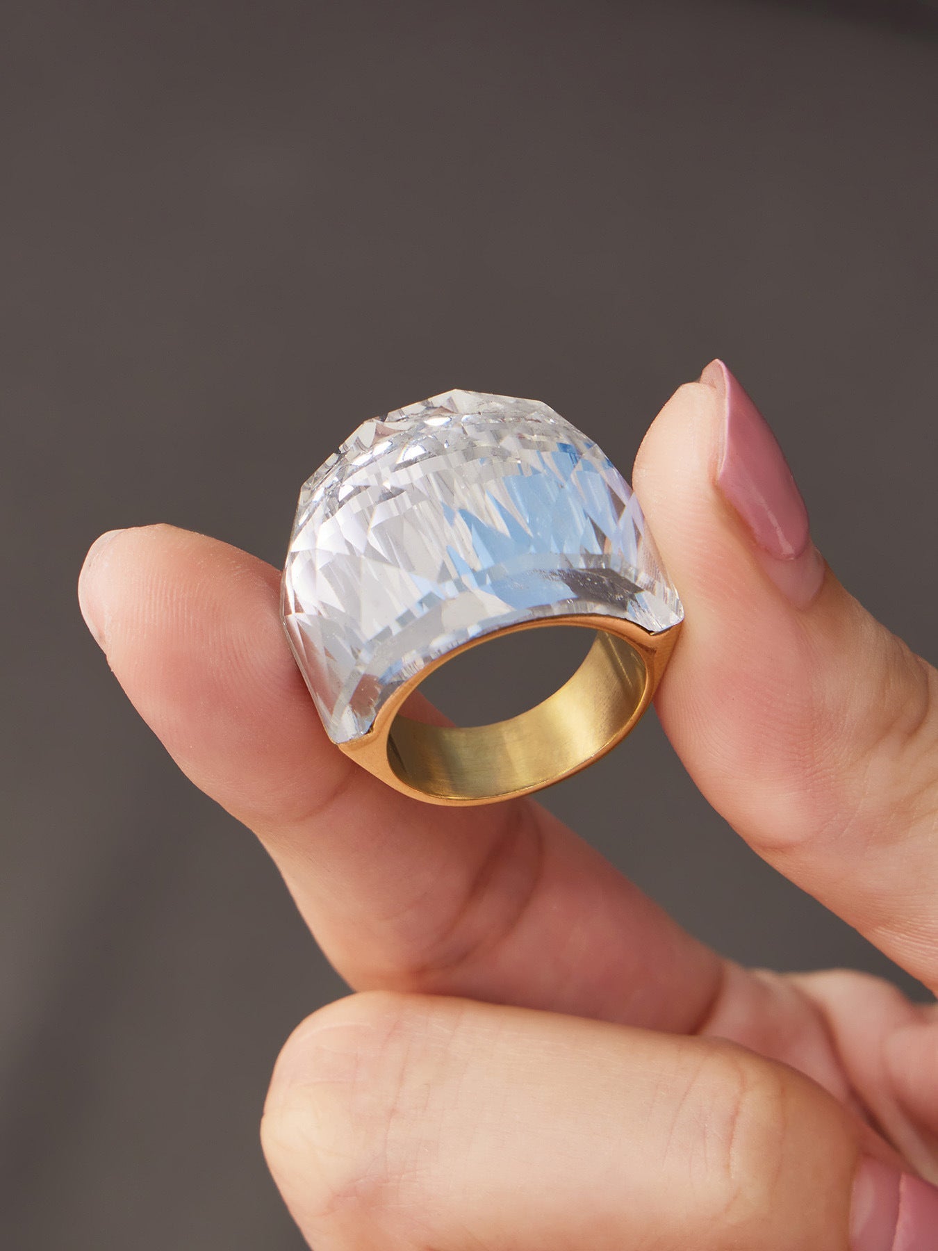 Round Faceted Glass Stone Ring