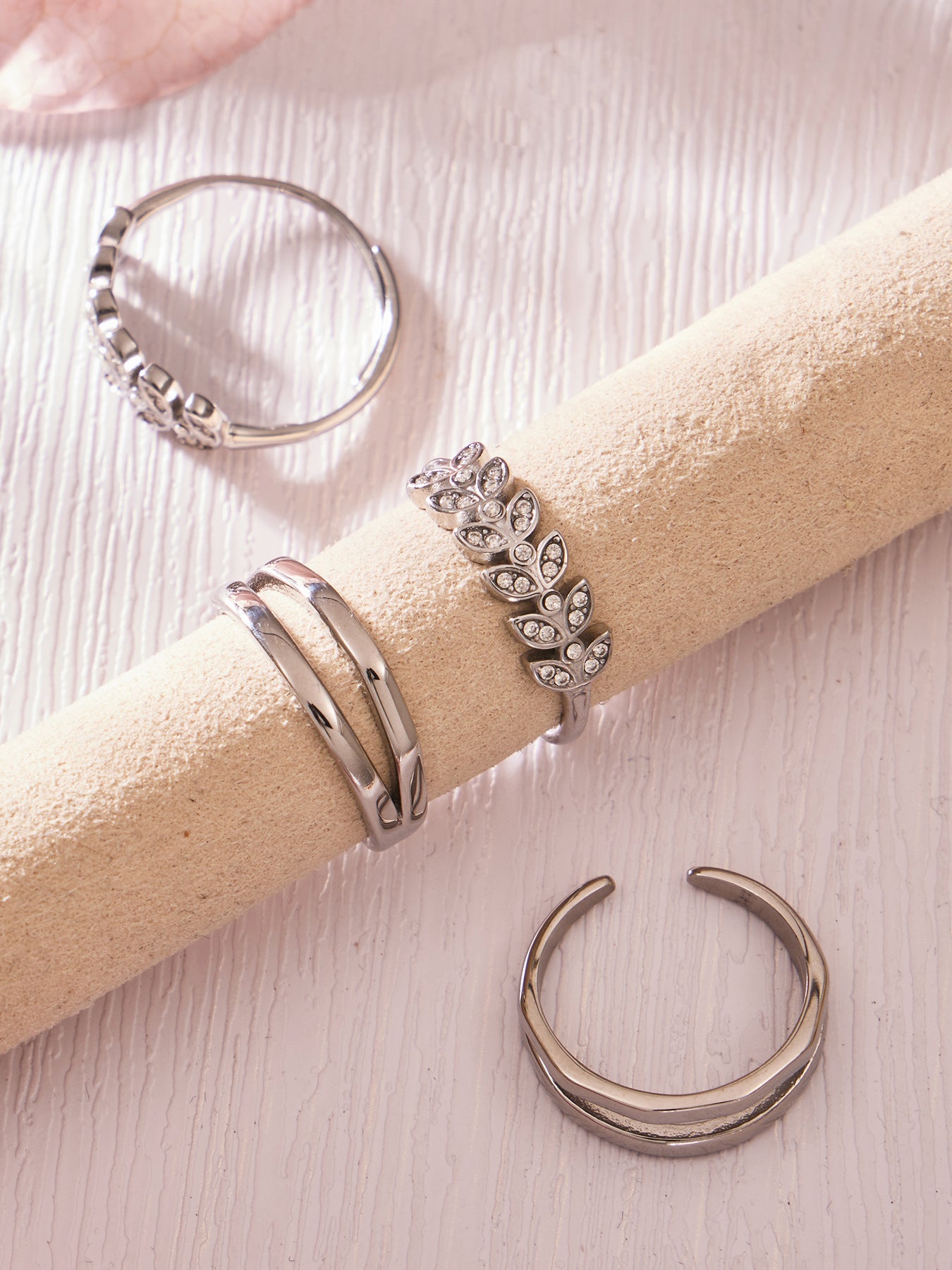Wheat Motif Zircon Double-Layer Ring