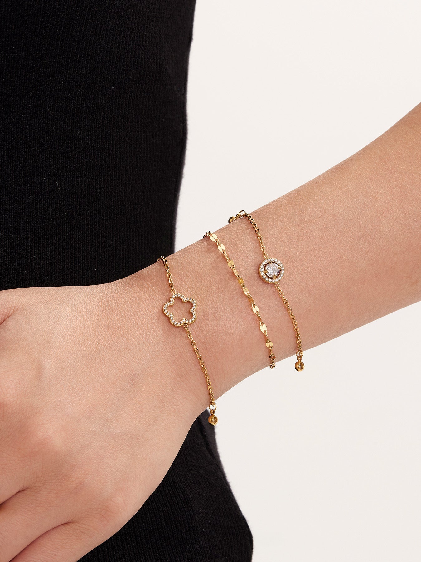 Pavé Zircon Hollow Flower Tassel Anklet
