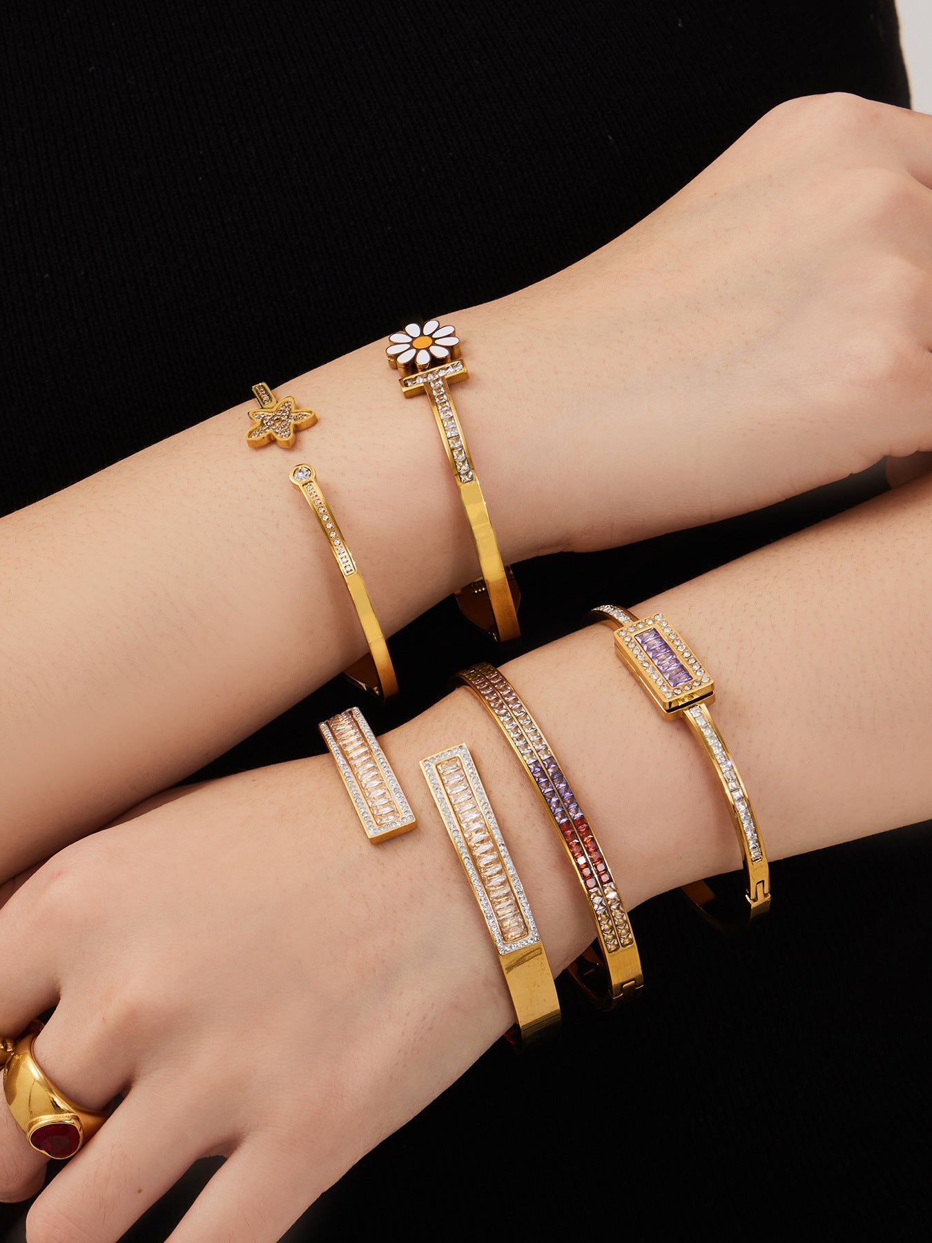 316L Stainless Steel Sparkling 5A Zircon Pavé & Enamel Daisy Bracelet Set