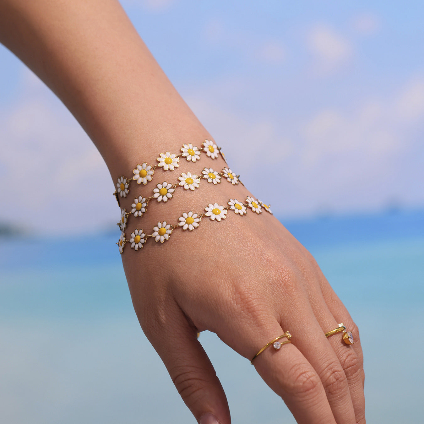 Daisy Flower 18K Gold Chain Jewelry Collection