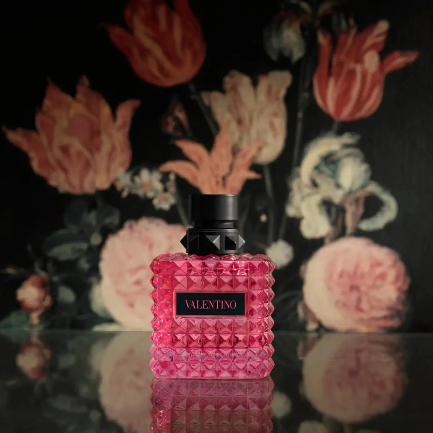 Donna Born in Roma Extradose Parfum with Vanilla & Blackcurrant 100ml - MANOUNE Belly_Jewelry Earrings - Navel_Ring - Necklace - Stud - Manoune_Jewelry - Belly_Ring - Navel_Jewelry Titanium Gold_Plated