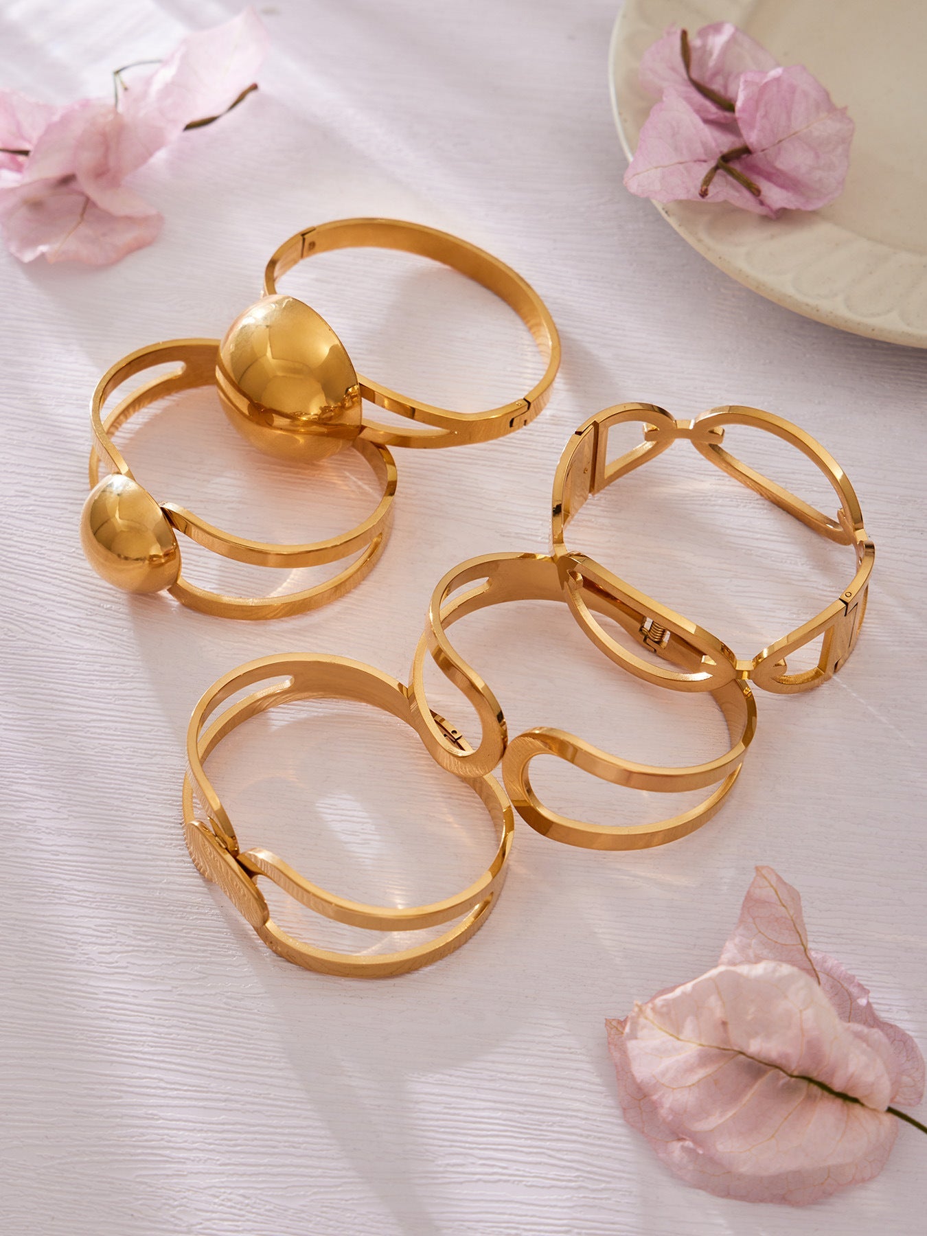 316L Stainless Steel 18K Gold PVD Minimalist Geometric Bracelet